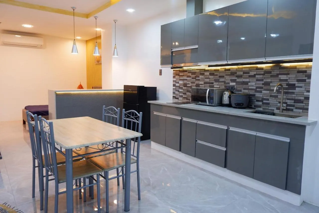 Cozy Entire Condo Unit With Pool Access Angeles